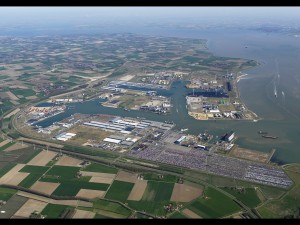 Zeeland Seaports increases accuracy with eCopy ShareScan